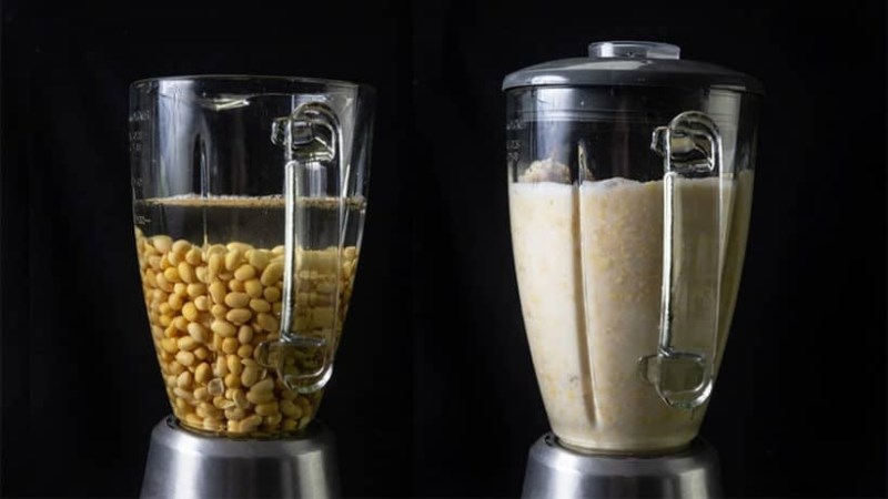 Làm sữa hạt bằng máy xay sinh tố