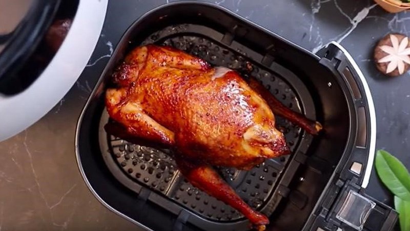 Cách sử dụng nồi chiên không dầu bluestone afb-5871 để nướng thịt