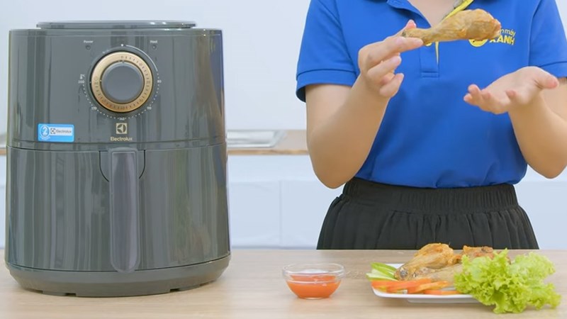 Ưu điểm của nồi chiên không dầu Electrolux E6AF1-220K