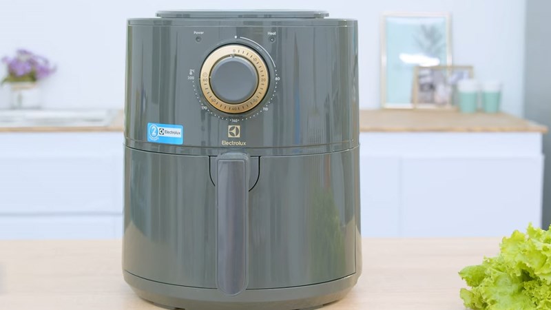 Nhược điểm của nồi chiên không dầu Electrolux E6AF1-220K