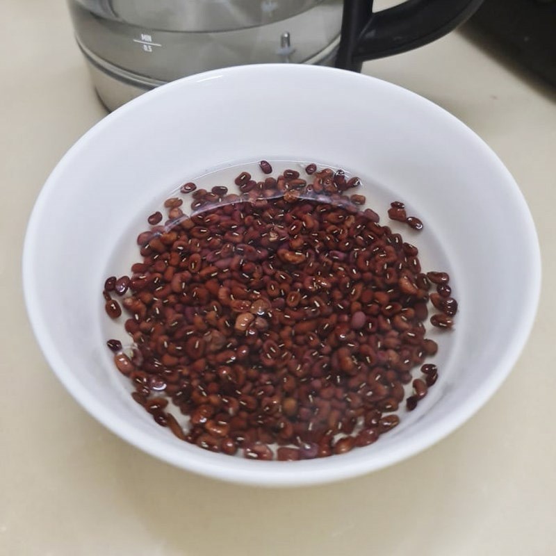 Bước 1 Sơ chế các nguyên liệu Bò hầm đậu đỏ