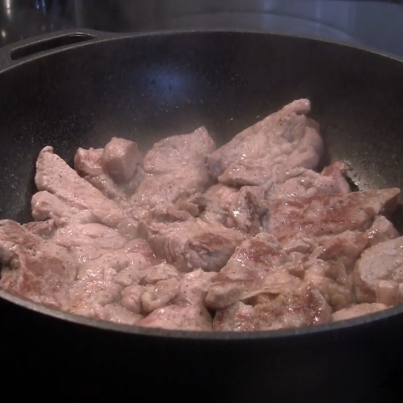 Bước 5 Chiên thịt lợn Bít tết thịt lợn khoai tây nghiền