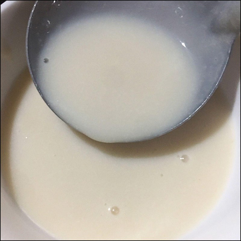 Bước 3 Cho rau câu ra khuôn Rau câu sữa đặc