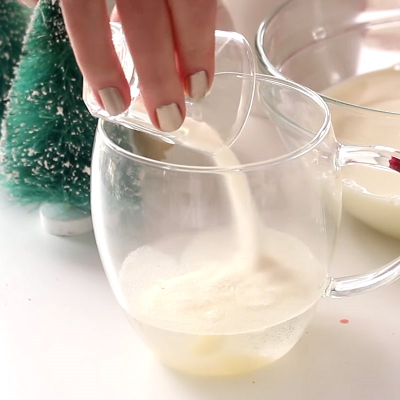 Bước 2 Chuẩn bị phần bột sữa Kẹo dẻo giáng sinh bằng bột Jello