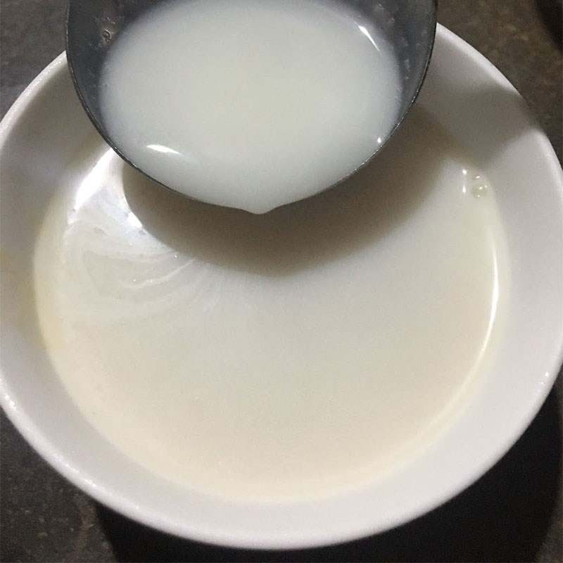 Bước 3 Đổ khuôn rau câu sữa tươi Rau câu sữa tươi
