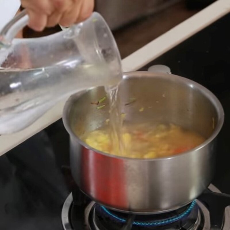 Bước 3 Nấu canh Canh đinh lăng tôm