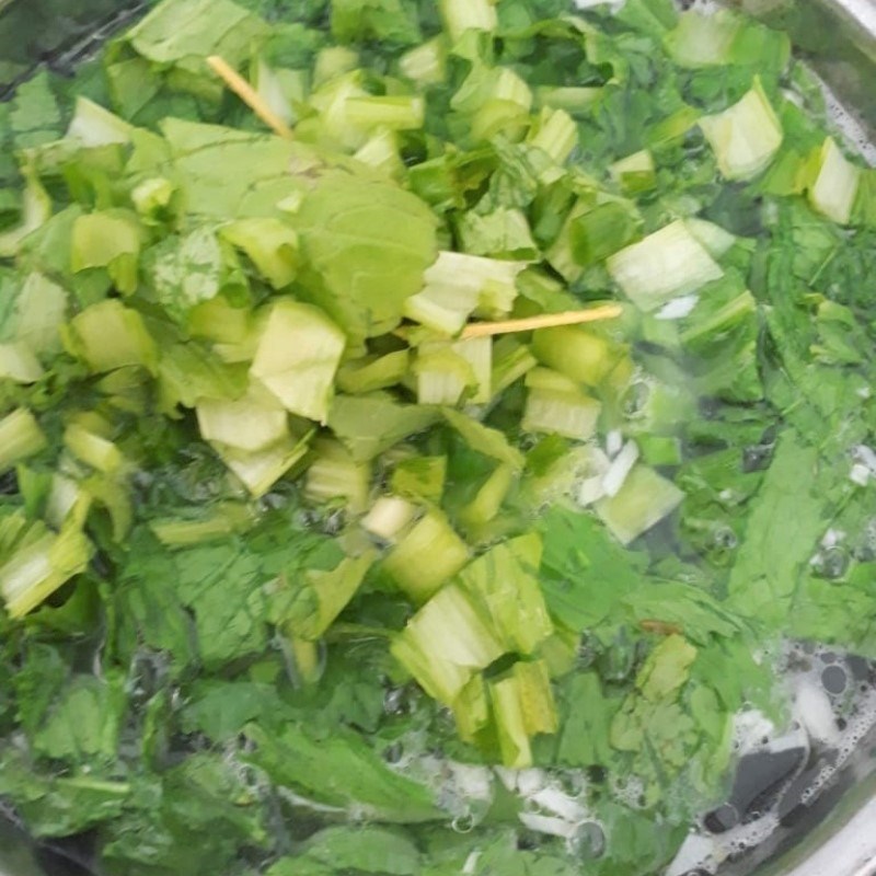 Bước 2 Nấu canh cá khoai rau cải xanh Canh cá khoai rau cải ngọt