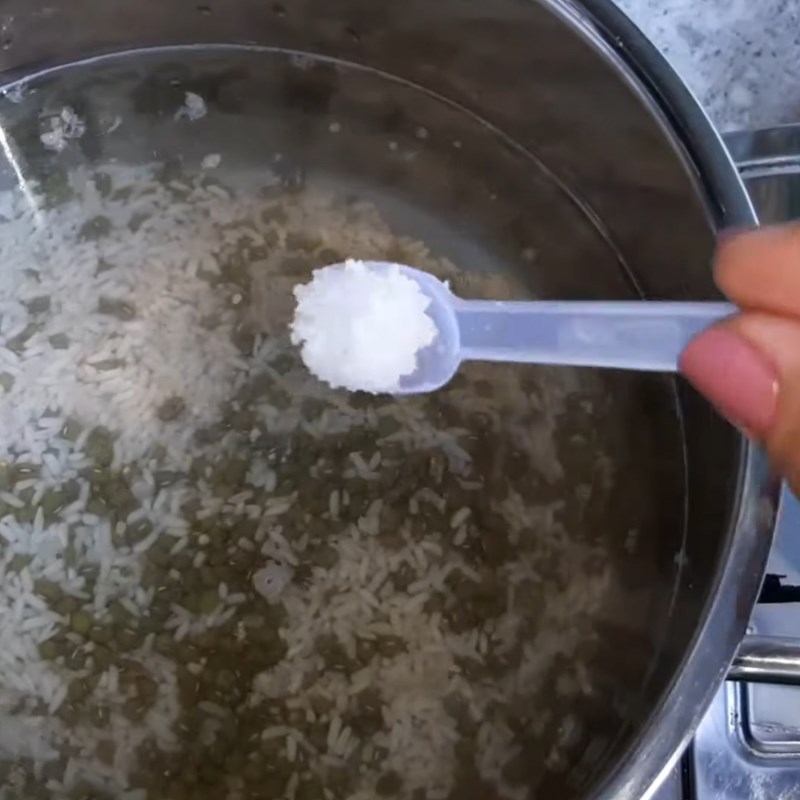 Bước 2 Nấu cháo Cháo bầu