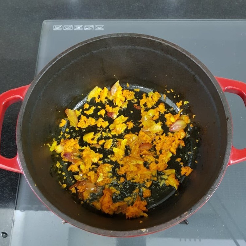 Bước 3 Nấu nước lẩu Ếch om chuối đậu