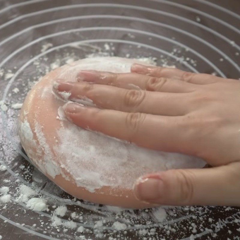 Step 4 Preparing the dough Korean sticky rice cake filled with strawberry yogurt cream using a microwave