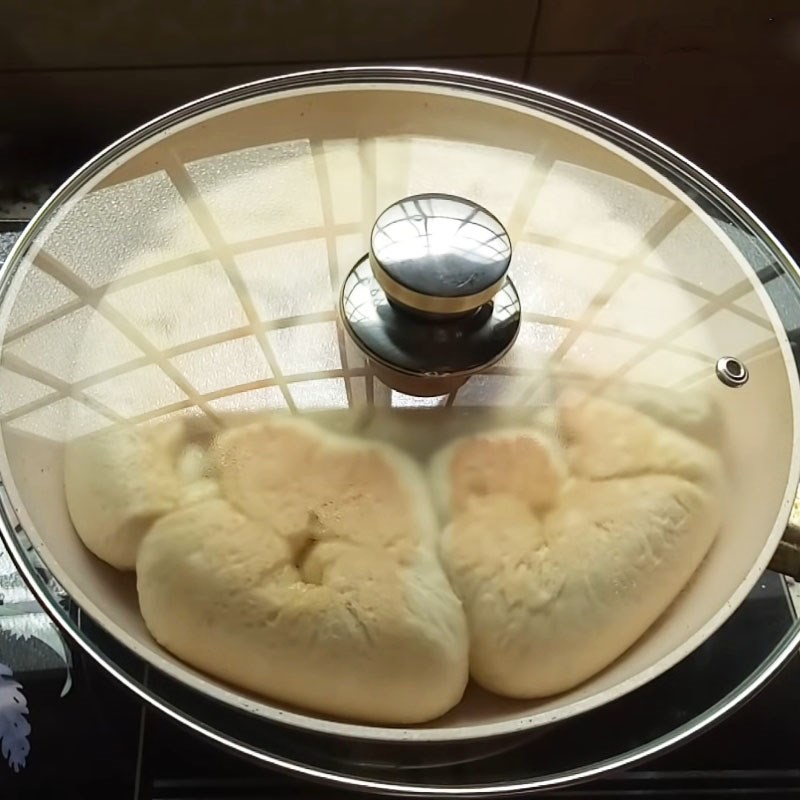 Bước 5 Nướng bánh bằng chảo Bánh mì bơ sữa bằng chảo chống dính