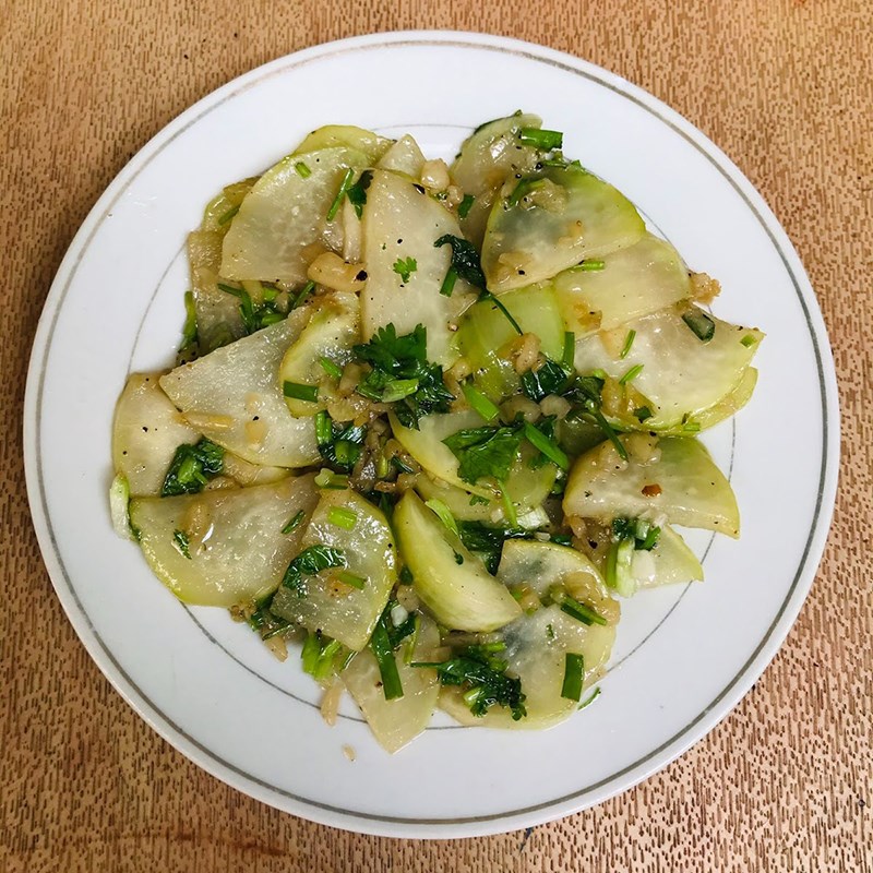 Bước 3 Thành phẩm Su hào xào tỏi