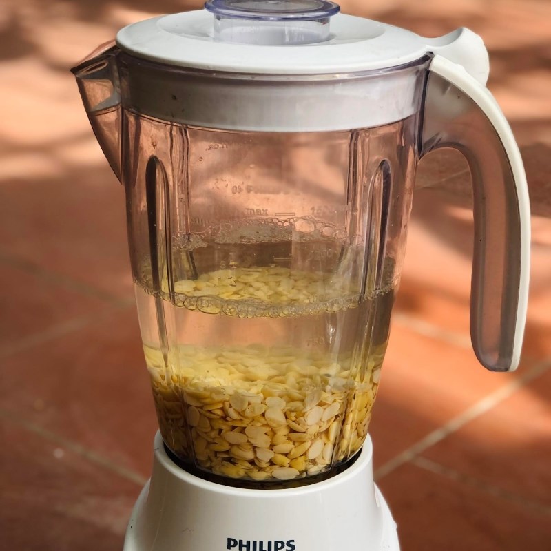 Bước 2 Xay và vắt nước đậu Đậu váng (tàu hũ ky)