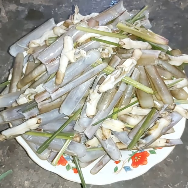 2 cách làm ốc móng tay hấp sả và hấp bia ngon ngọt hấp dẫn
