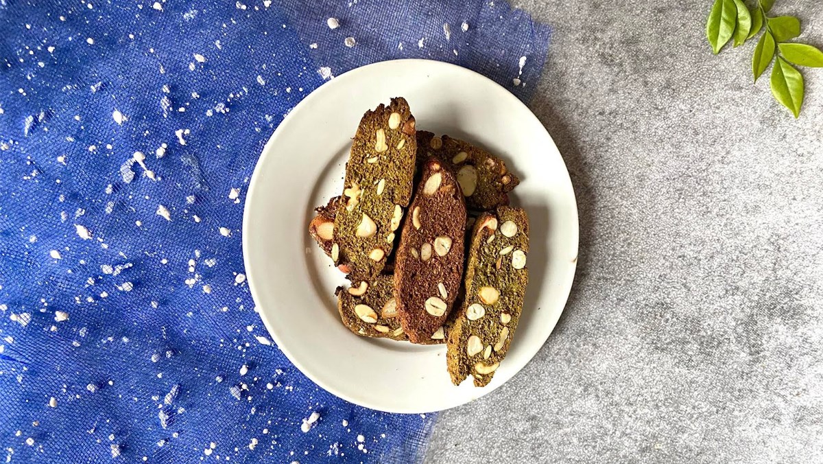 Bánh biscotti trà xanh bằng nồi chiên không dầu