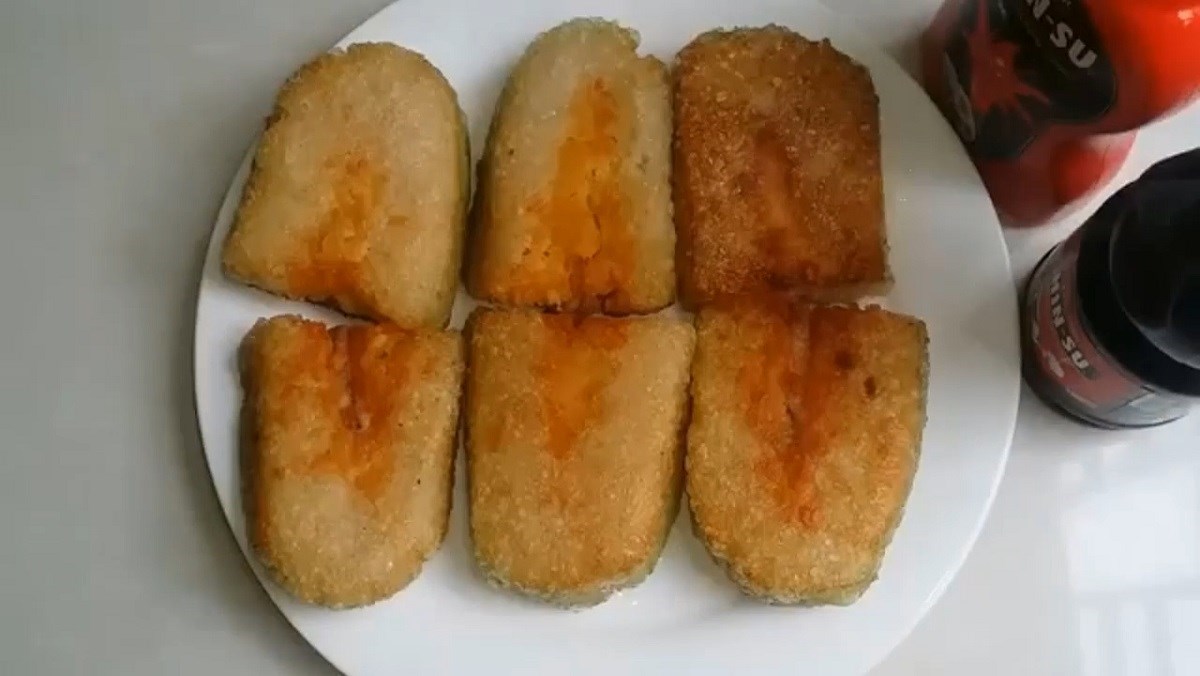 Bánh chưng (bánh tét) chiên dầu