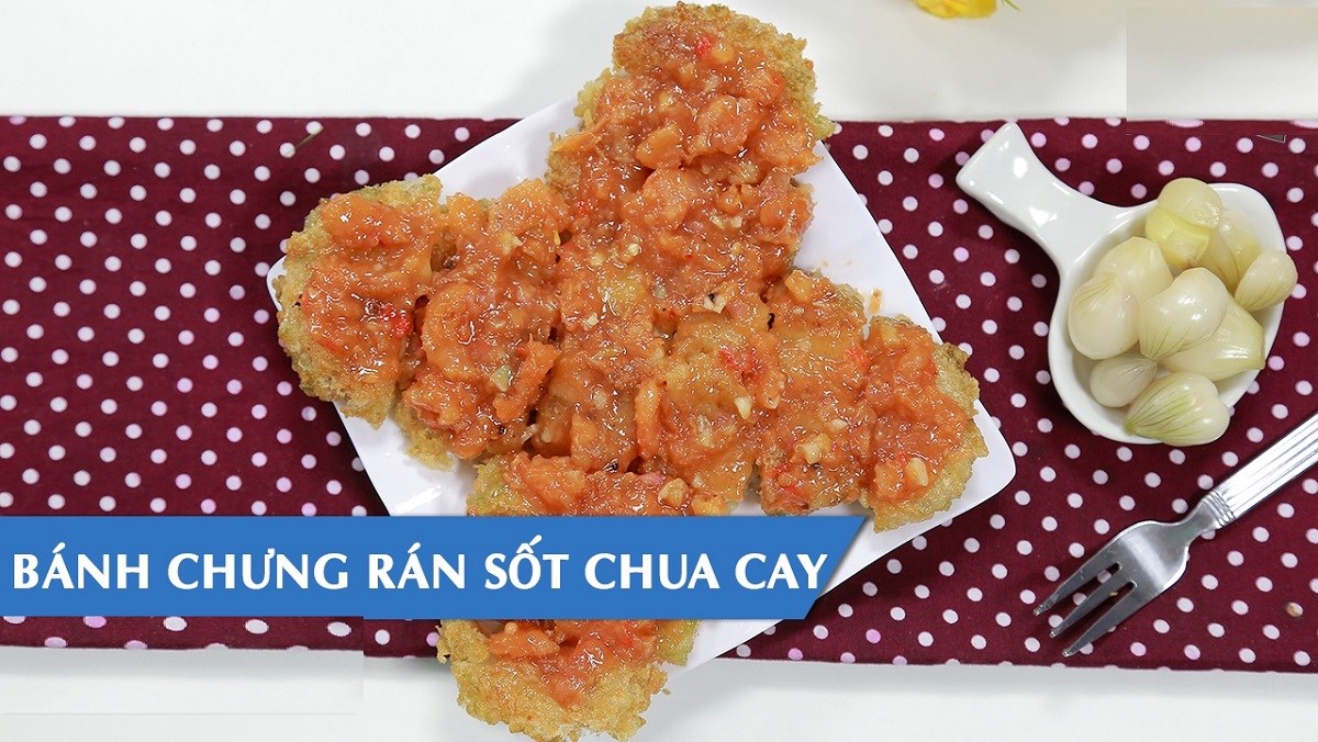 Bánh chưng chiên (bánh tét) sốt chua ngọt