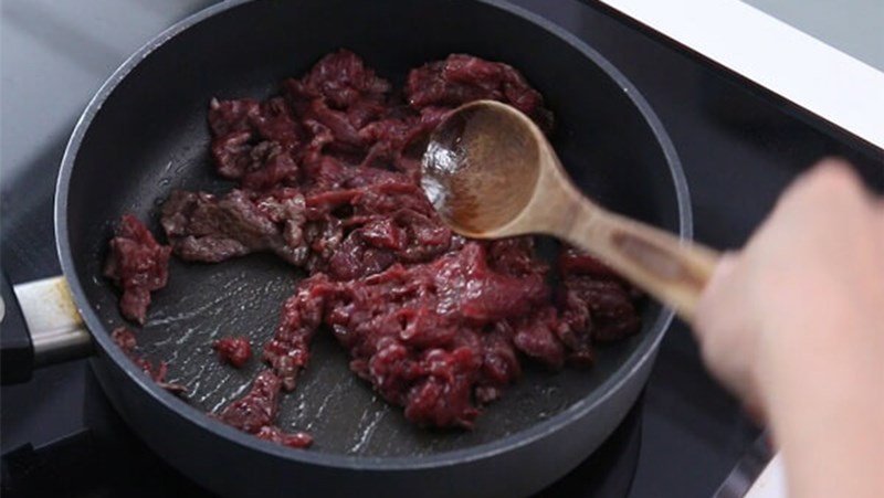 Xào nấu thịt bò với thời gian cần thiết