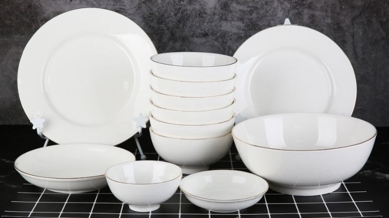 Bộ ch&eacute;n dĩa viền v&agrave;ng 12K Minh Ch&acirc;u