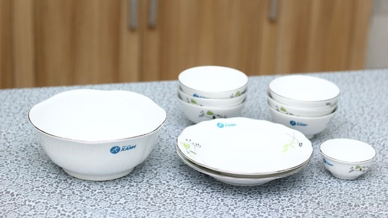 Bộ ch&eacute;n dĩa gốm sứ DienmayXANH