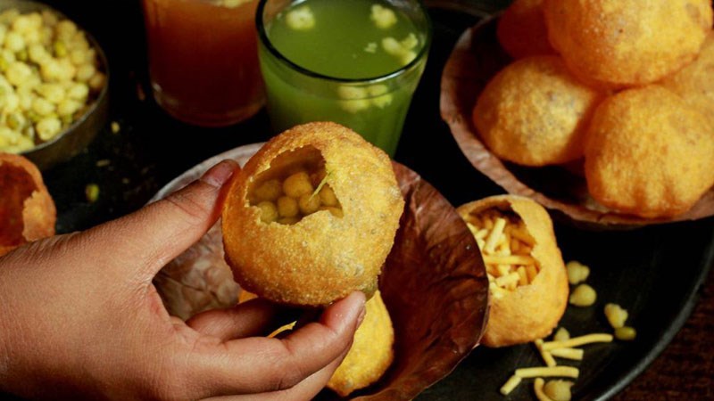 Cách ăn bánh Pani Puri