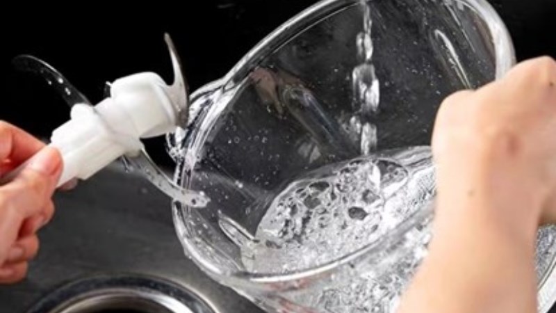 Vệ sinh l&ograve;ng cối