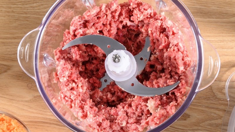 Những lưu &yacute; khi vệ sinh m&aacute;y xay thịt