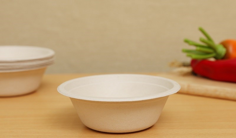 Ch&eacute;n từ b&atilde; m&iacute;a thi&ecirc;n nhi&ecirc;n