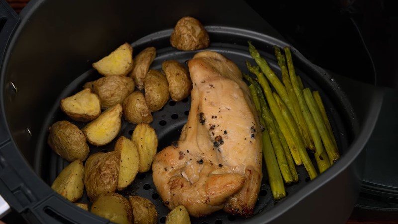 th&agrave;nh phẩm từ nồi chi&ecirc;n kh&ocirc;ng dầu Magic a84