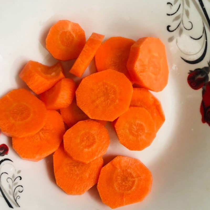 Bước 1 Sơ chế nguyên liệu Sinh tố quýt chuối gừng cà rốt