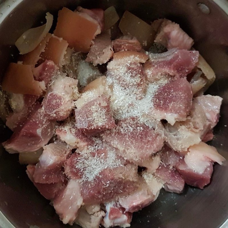Bước 2 Ướp gia vị nấu thịt đông Thịt đông chân giò (Công thức được chia sẻ từ người dùng)