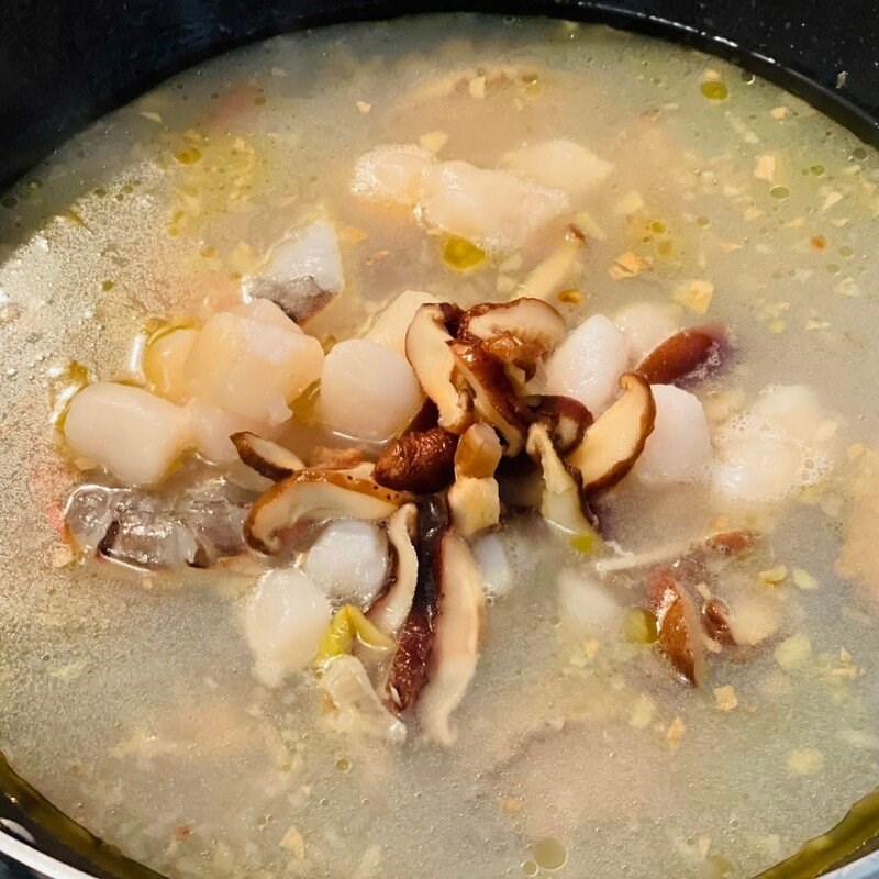 Bước 2 Nấu súp Súp bào ngư hải sản
