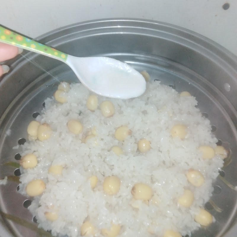 Bước 2 Nấu xôi hạt sen Xôi hạt sen (công thức được chia sẻ từ người dùng)