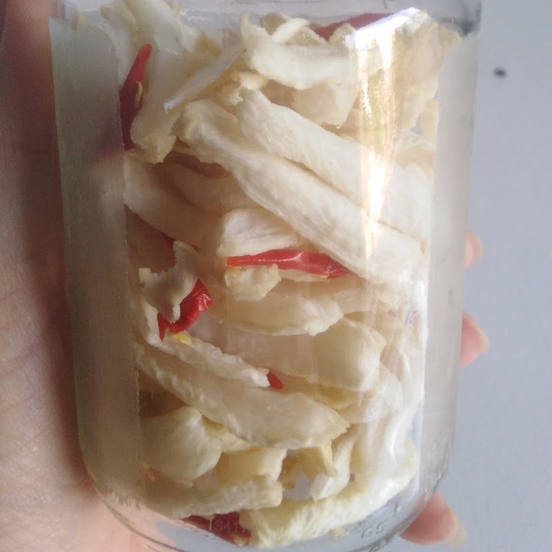 Bước 4 Ngâm củ cải trắng Củ cải ngâm nước tương