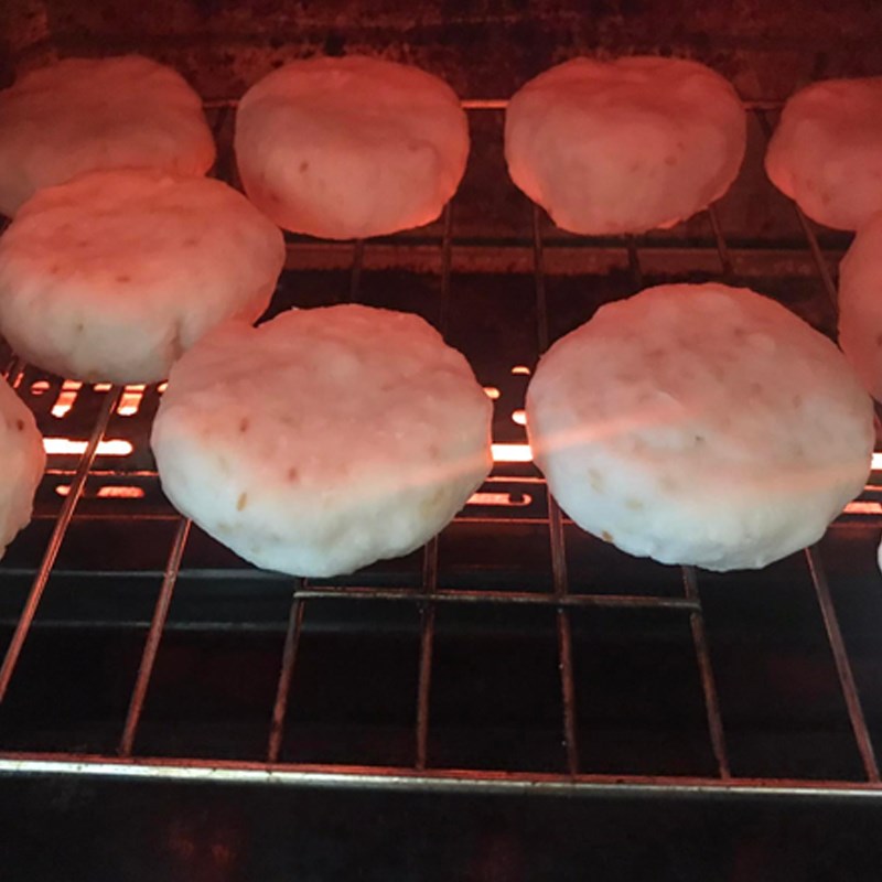 Bước 3 Nướng bánh Bánh sắn cốt dừa