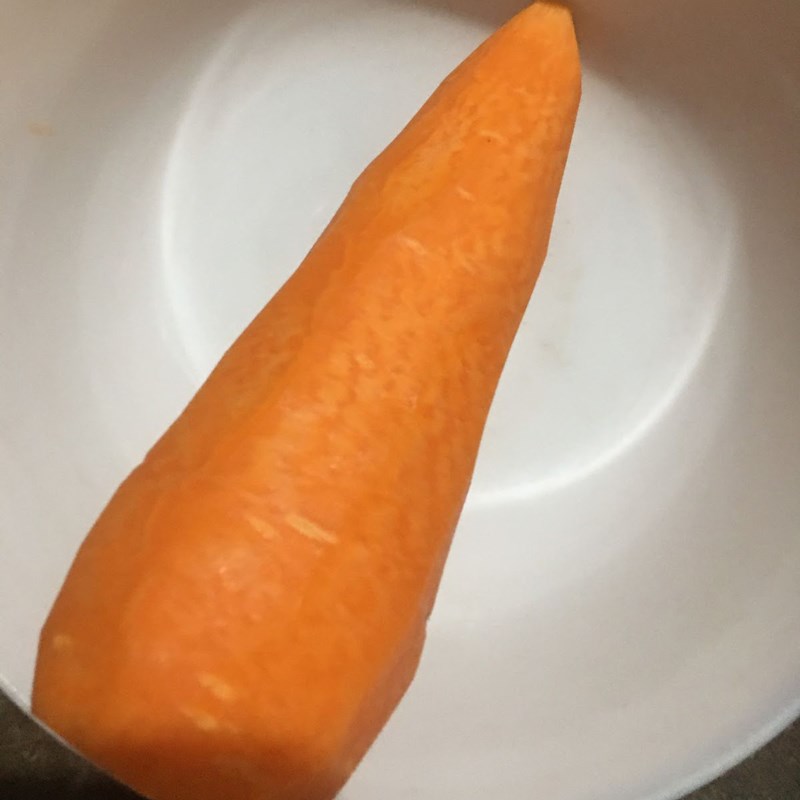 Bước 1 Sơ chế nguyên liệu Sinh tố dứa (thơm) cà rốt