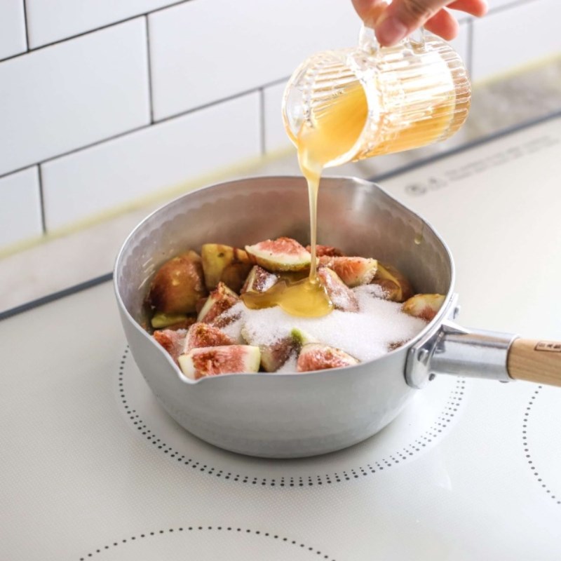 Bước 1 Sơ chế sung Mứt sung