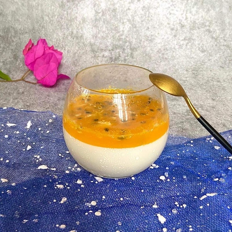 Bước 3 Thành phẩm Panna cotta chanh dây (chanh leo)