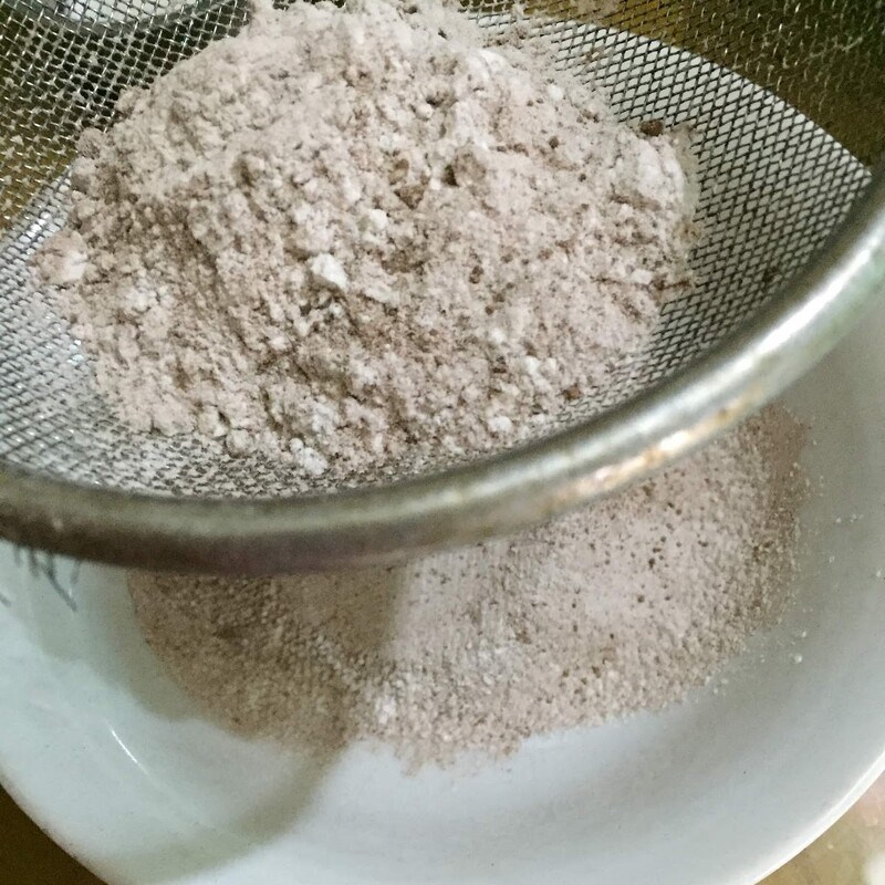 Bước 1 Trộn nguyên liệu bột Bánh Castella - bánh bông lan Đài Loan