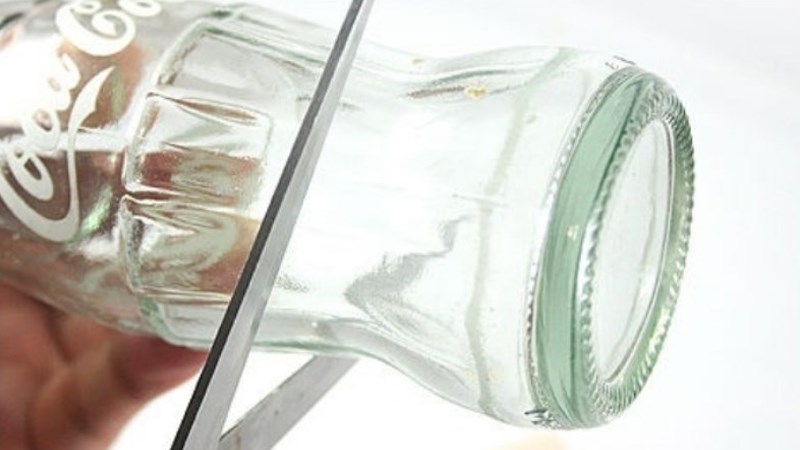 Sử dụng chai, lọ thủy tinh