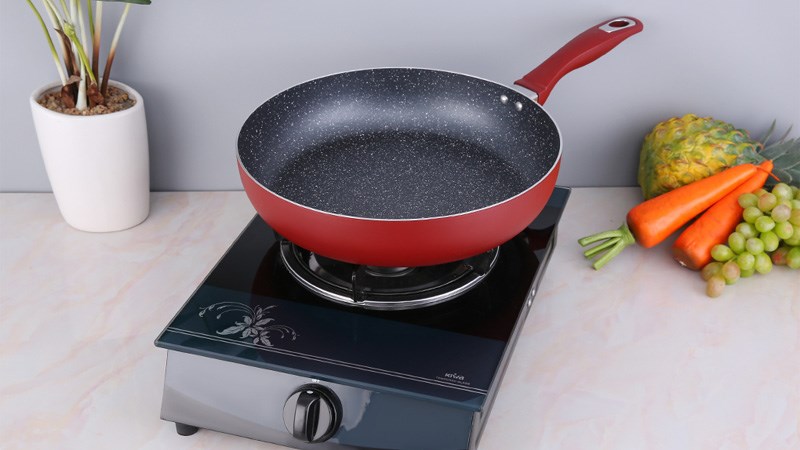 Nồi gang đ&uacute;c, chảo đ&aacute;