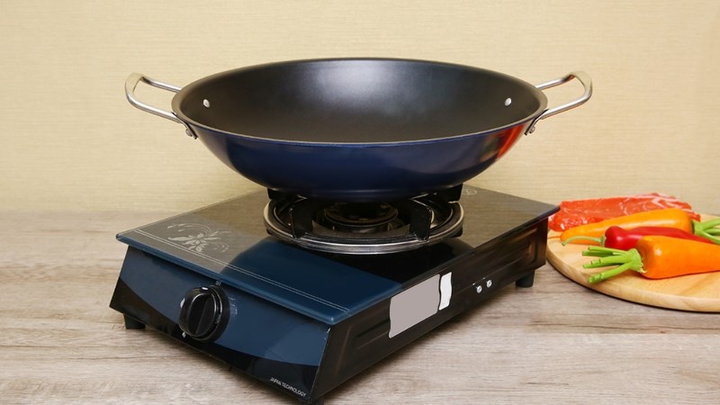 Chảo chống d&iacute;nh s&acirc;u l&ograve;ng DMX (Điện m&aacute;y XANH)