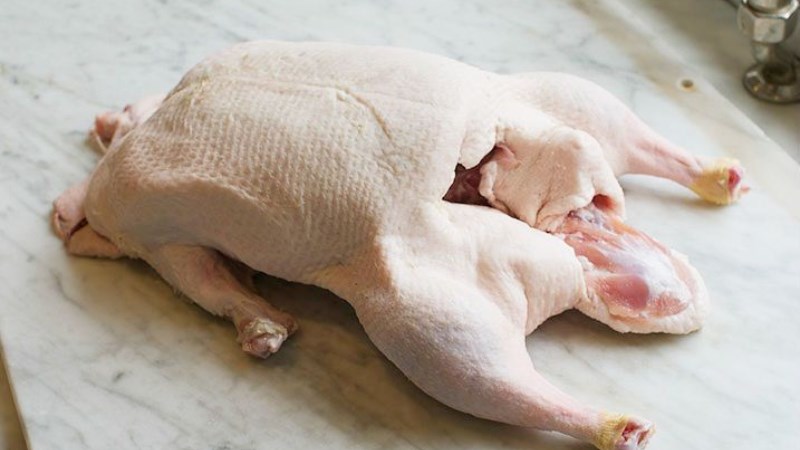 C&aacute;ch chọn vịt ngon, d&agrave;y thịt đối với vịt l&agrave;m sẵn