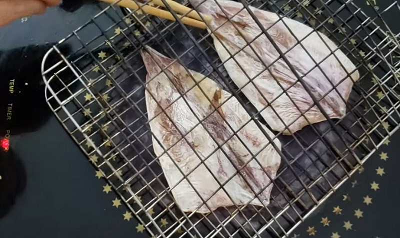 Ưu điểm nướng mực bằng bếp từ