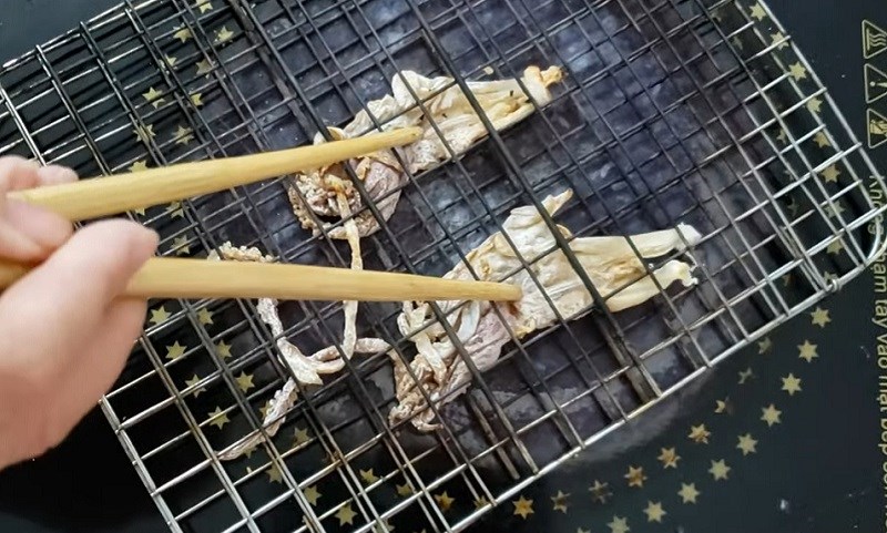 Nhược điểm nướng mực bằng bếp từ