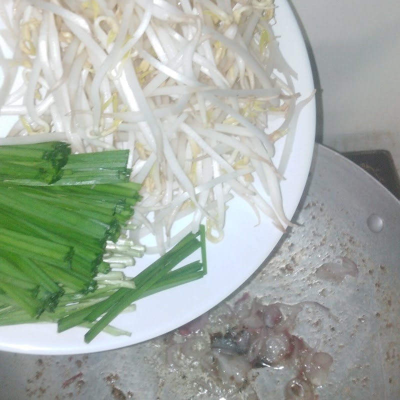 Bước 4 Làm lòng gà xào giá đỗ Lòng gà xào giá đỗ (công thức được chia sẻ từ người dùng)