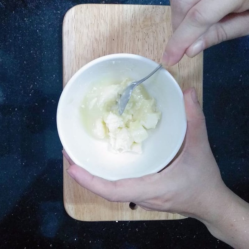 Bước 1 Làm sốt phô mai Bánh mì phô mai con bò cười