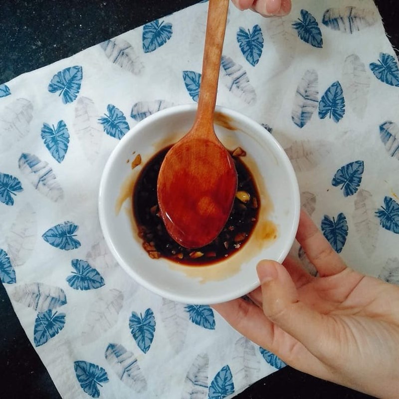 Bước 1 Pha nước sốt tiêu Thịt bò nướng tiêu bằng nồi chiên không dầu