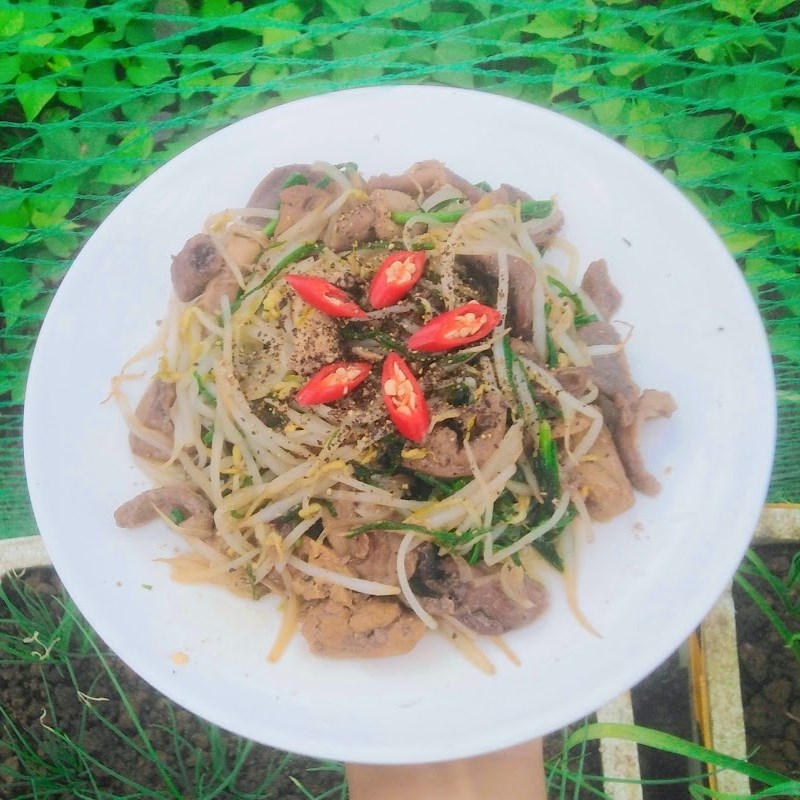 Bước 5 Thành phẩm Lòng gà xào giá đỗ (công thức được chia sẻ từ người dùng)