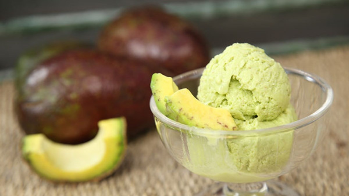 Ưu nhược điểm làm kem bằng máy ép chậm, máy xay sinh tố